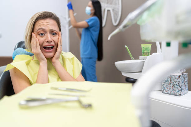 Best Dentist for Tooth Abscess  in Colfax, IL